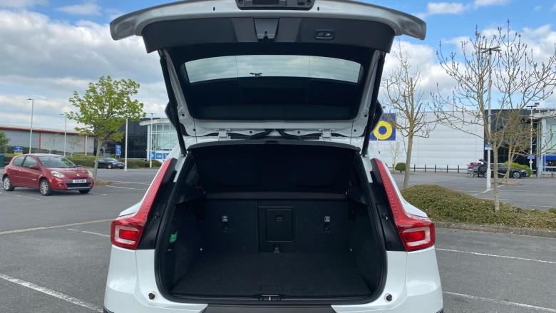 Volvo Xc40 1.5 T5 Recharge PHEV Ultimate Dark 5dr Auto Estate